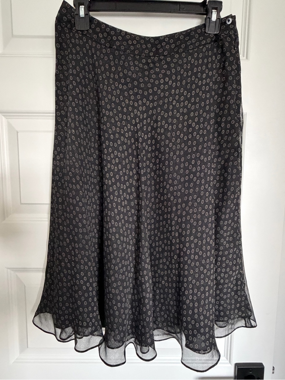 Vintage 100% silk Anne Klein Black Printed Midi Skirt